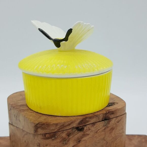 FITZ and Floyd Butterfly Dish with Lid - Picture 1 of 9
